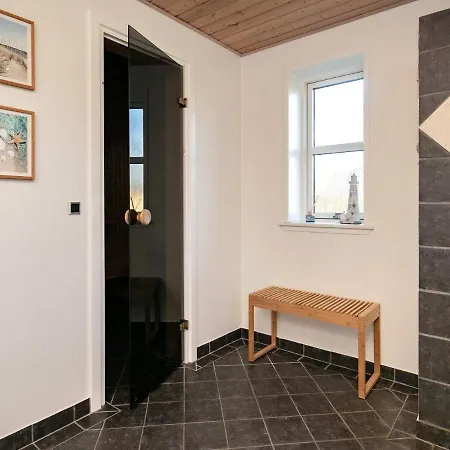 Semesterbostad 8 Person In L S