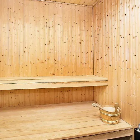 Semesterbostad 8 Person In L S Laeso